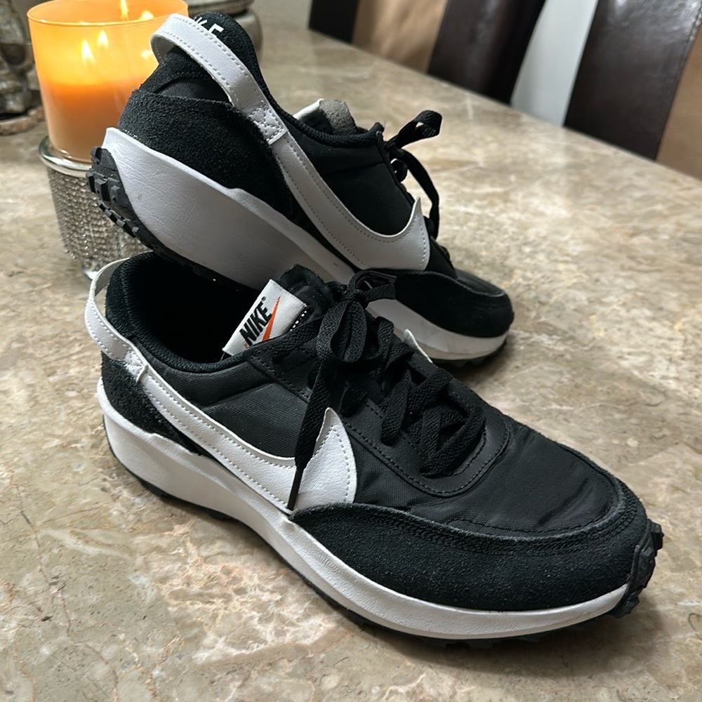Nike Waffle Debut